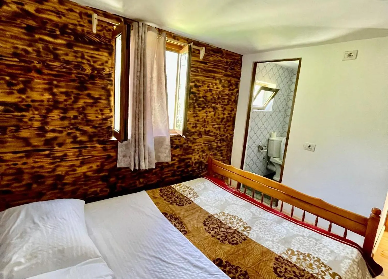 Bujtina Te Kulla Hotel Grunas Albania